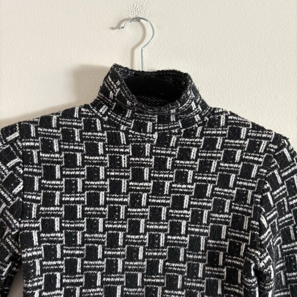 Zara Sz S Black White Geometric Printed Jacquard Knit Cropped Turtleneck Sweater - Picture 5 of 9
